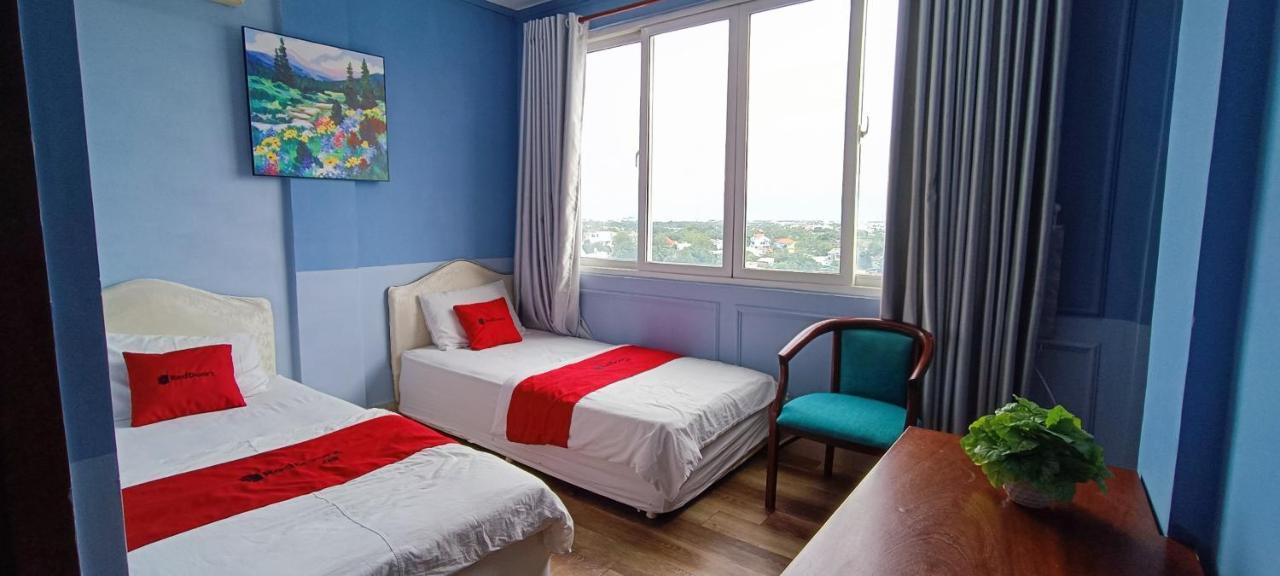RedDoorz Phuong Thuy Hotel Thu Duc near QL13 Ho Chi Minh Zewnętrze zdjęcie
